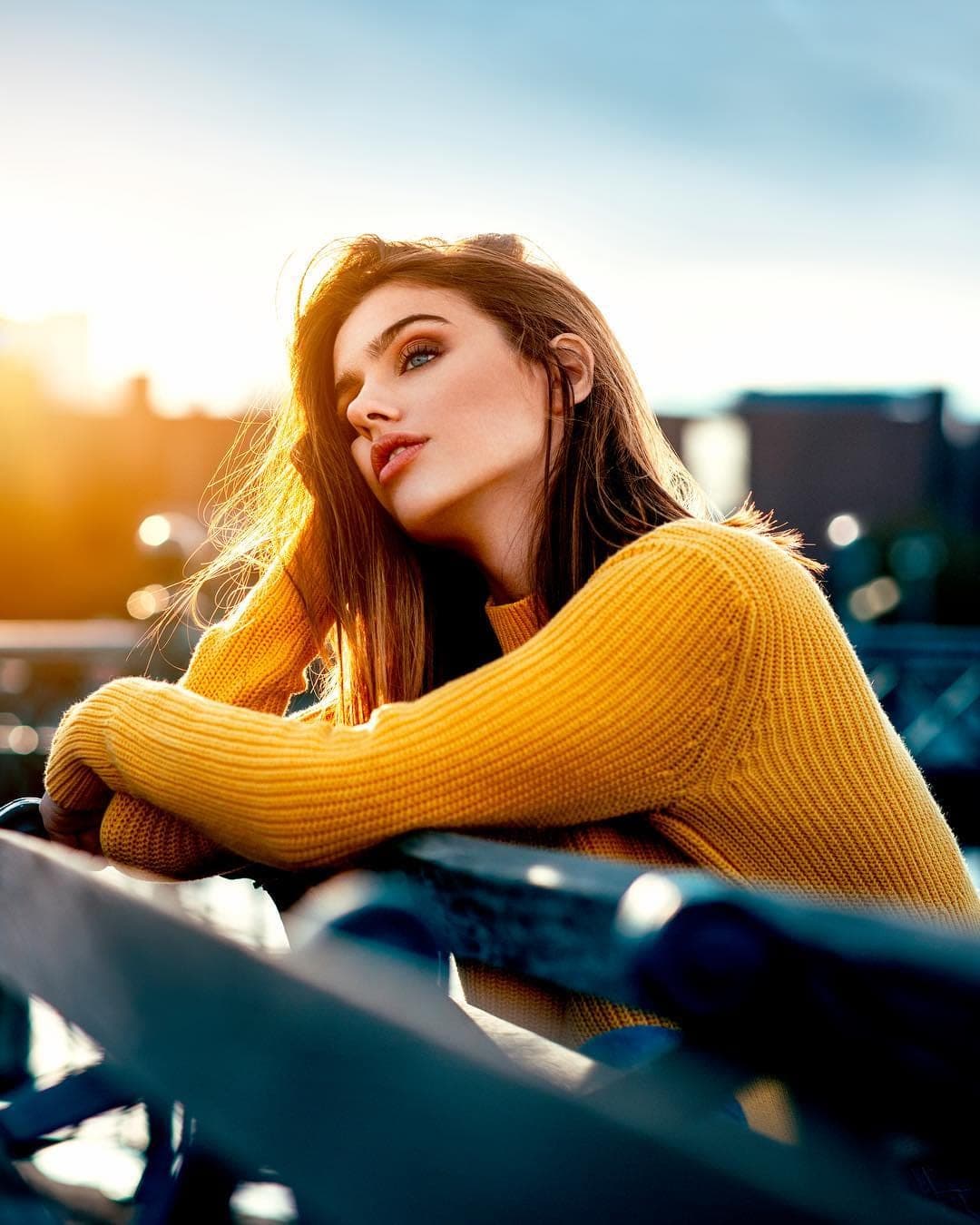 Natural light lifestyle portrait, golden hour